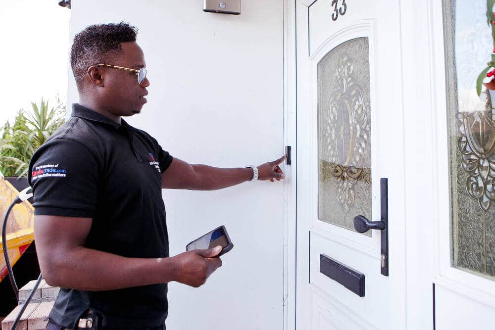 Air conditioning installations in Bromley