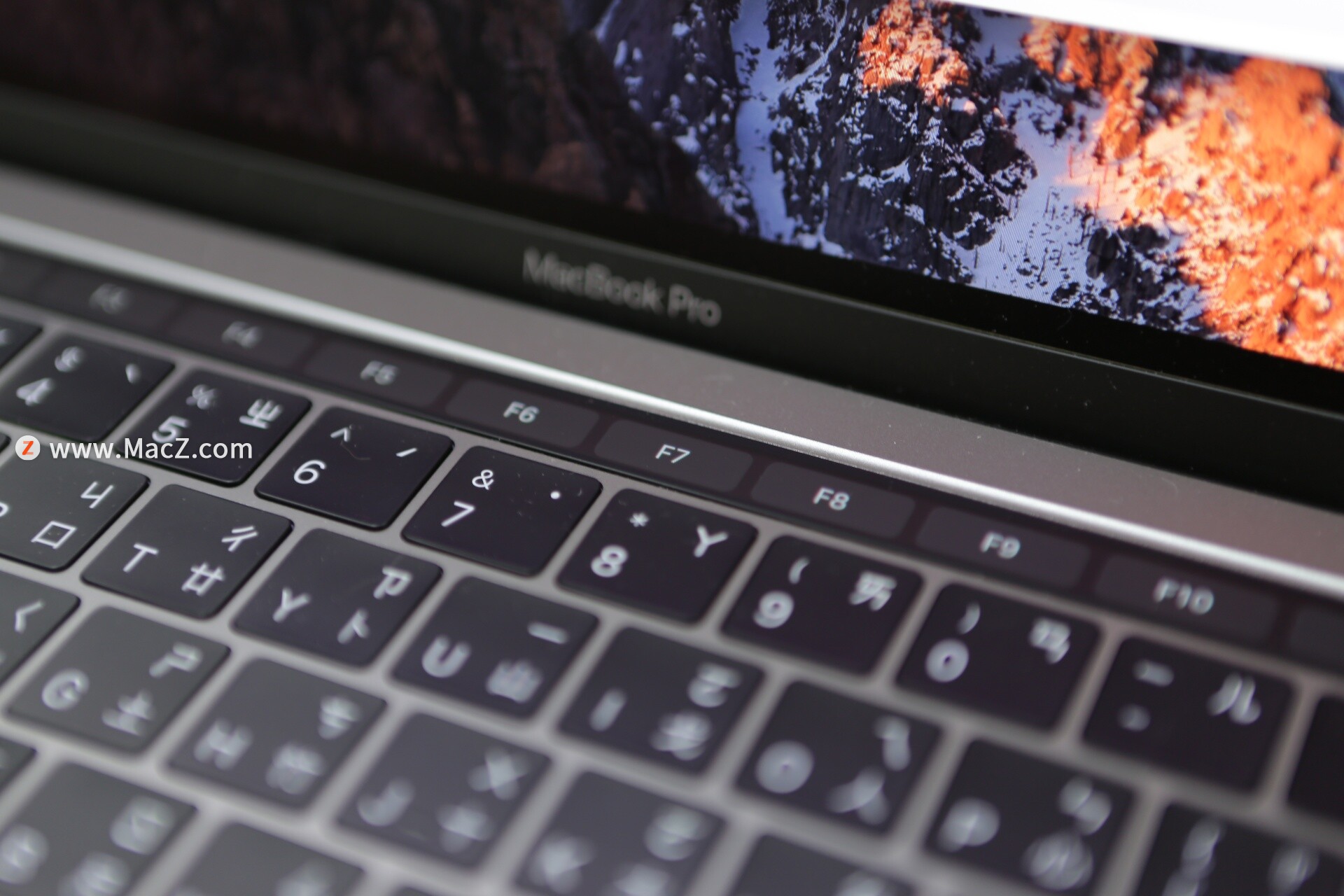 Touch Bar 到底怎么用才好？Touch Bar 的正确打开方式 Mac下载
