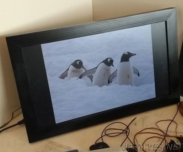 Raspberry Pi Digital Picture Frame