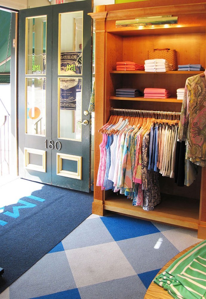 J. McLaughlin Store JPS Construction and Design, Inc.