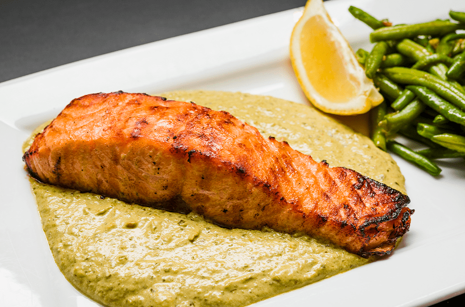 Salmón en salsa verde JP Trading & Global Imports LLC