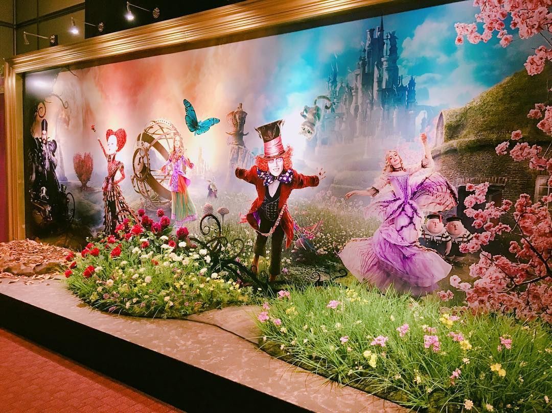 持ち物は好奇心♡「不思議の国のアリス」の世界に浸れるアート展が開催中！