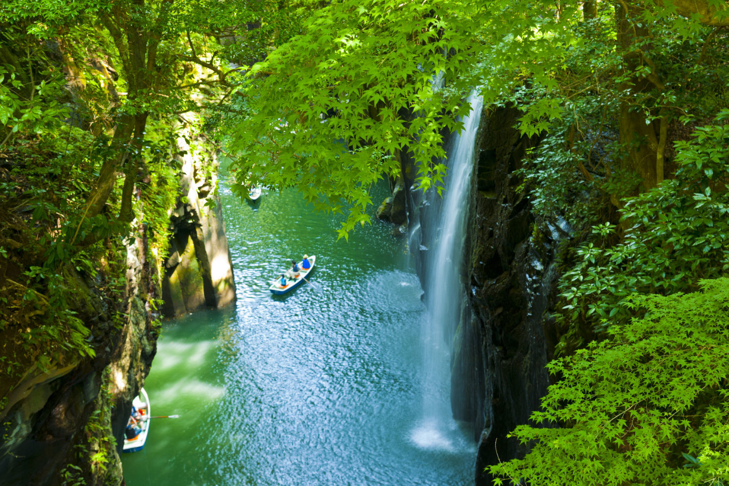 どげんかして行かんと！宮崎県の観光スポット15選！