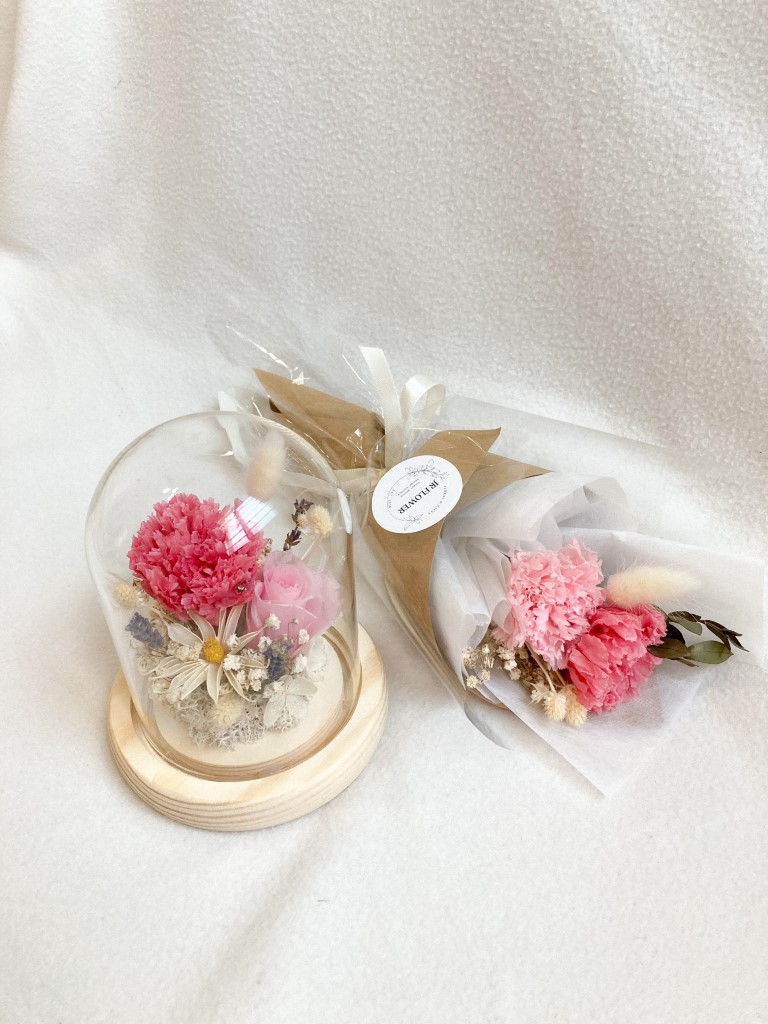 Mothers Day Flower Delivery Carnation Bouquet and Dome