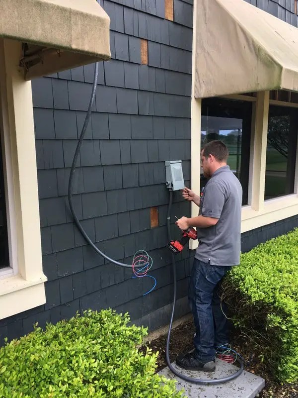 Outdoor Power & Landscape Lighting Electrician DFW’s JSR Electrical™
