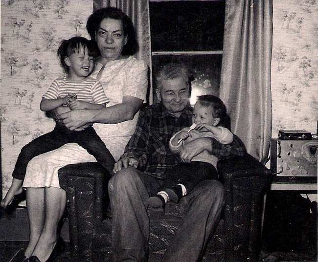 Hopper Family of Kelso, WA