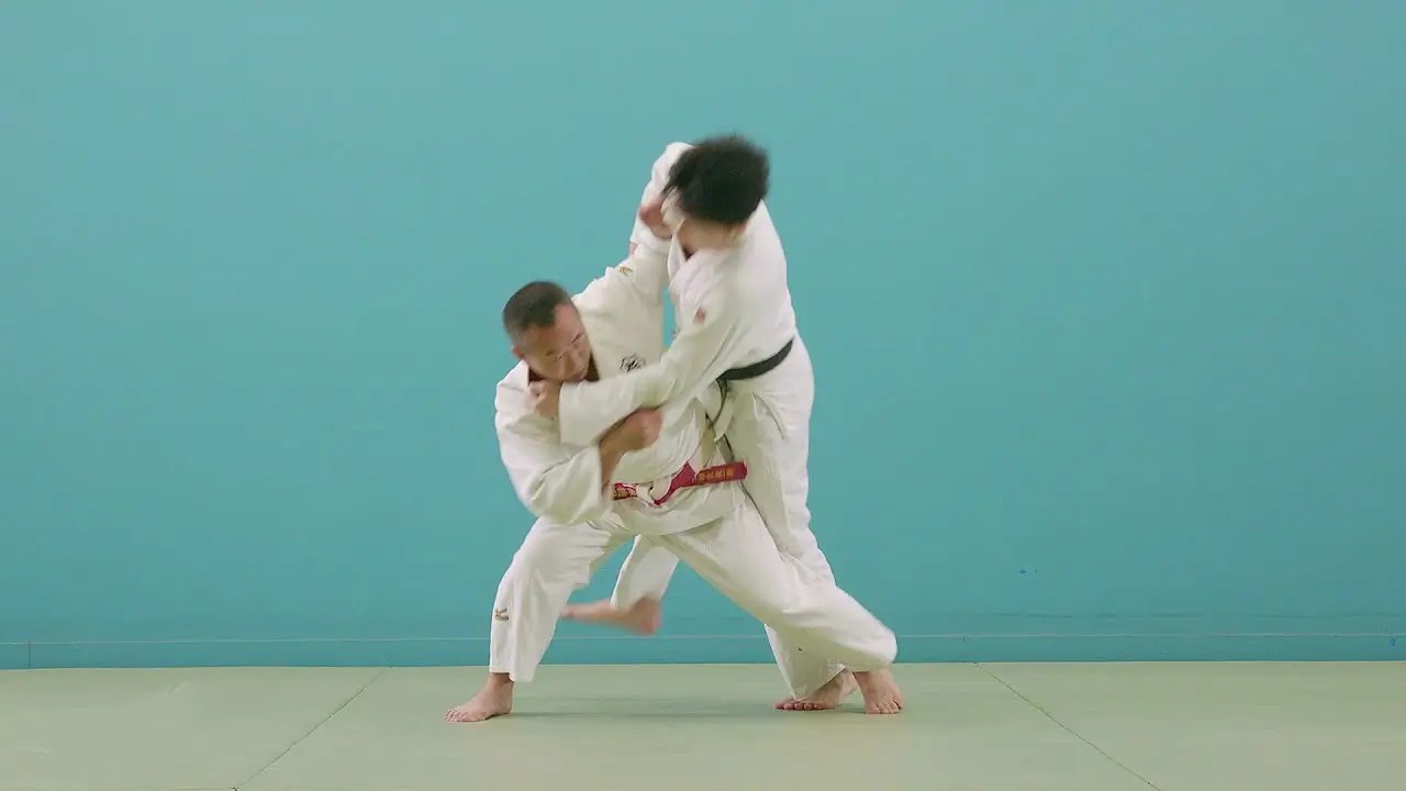 Taiotoshi 🥋 Judo.how » Alles rund um Judo