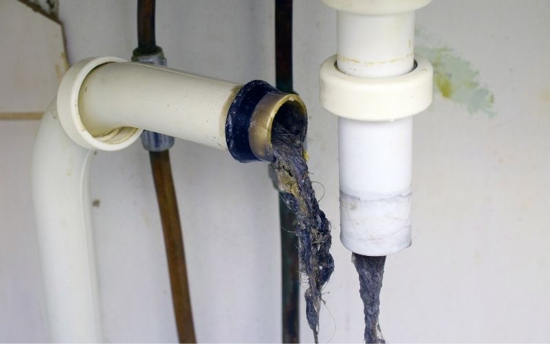 How to Remove Iron from Well Water Jug Free