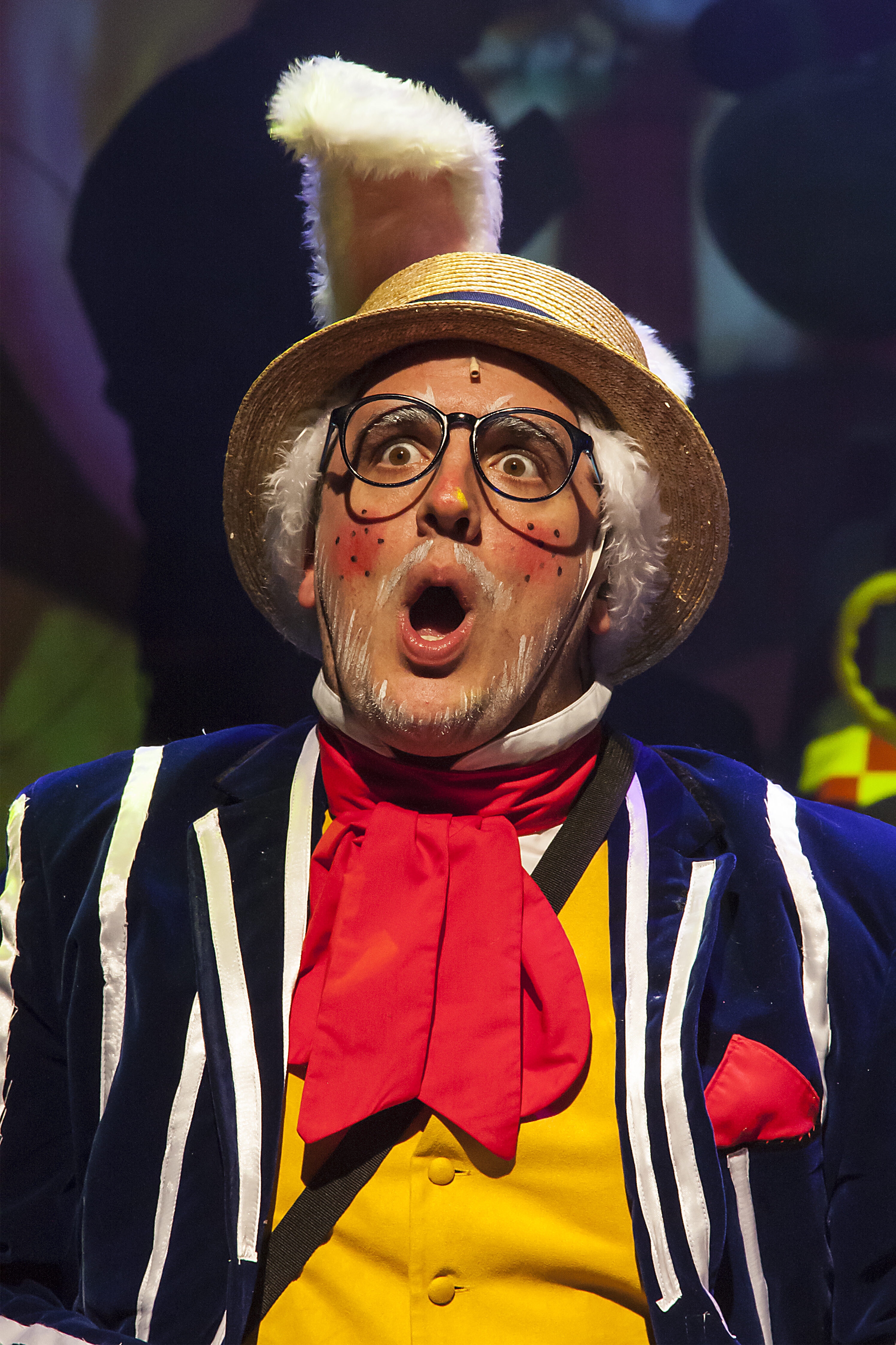 Review Alice in Wonderland at the Assembly Hall Theatre, Tunbridge