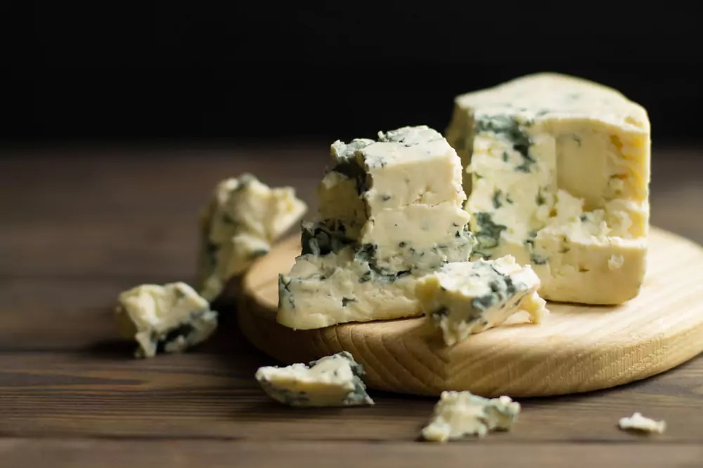 Can You Freeze Blue Cheese? [ Easiest Ways To Do ]