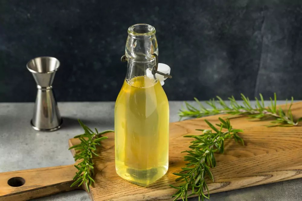 Easy Rosemary Simple Syrup Recipie Juicer Hunter