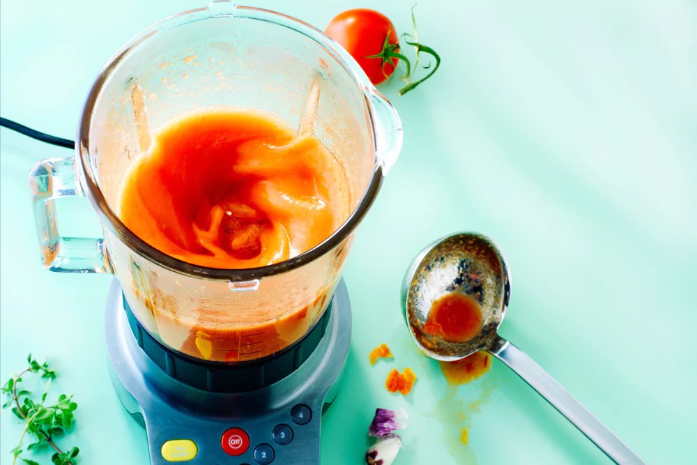 How to Make Tomato Juice in a Blender
