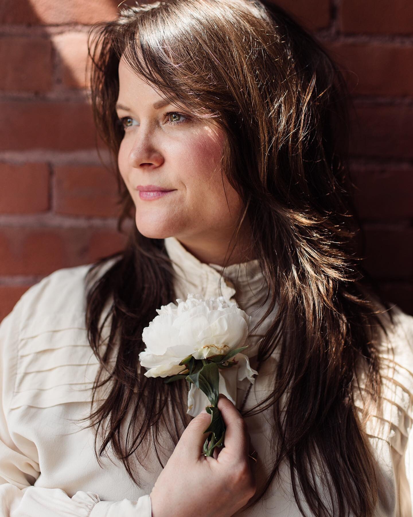 Shelburne Farms Engagement Session in Shelburne, Vermont Gussie and Connor Blog Julia