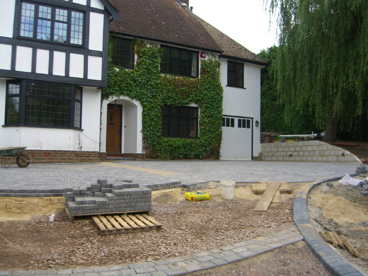 Front Garden, Radlett Julian Tatlock