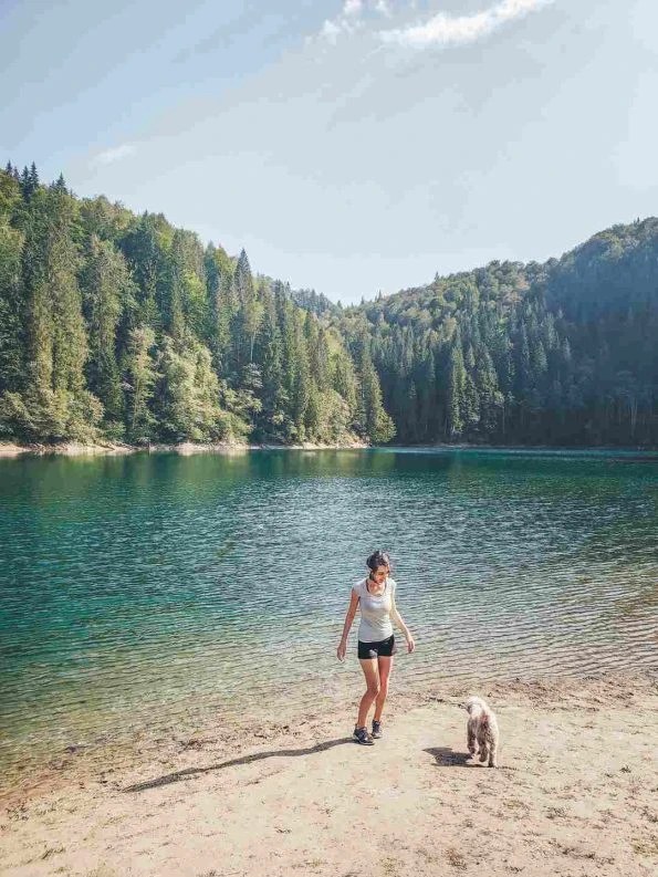 Easy hiking near Bucharest: Scropoasa Lake Romania bucegi mountains hike