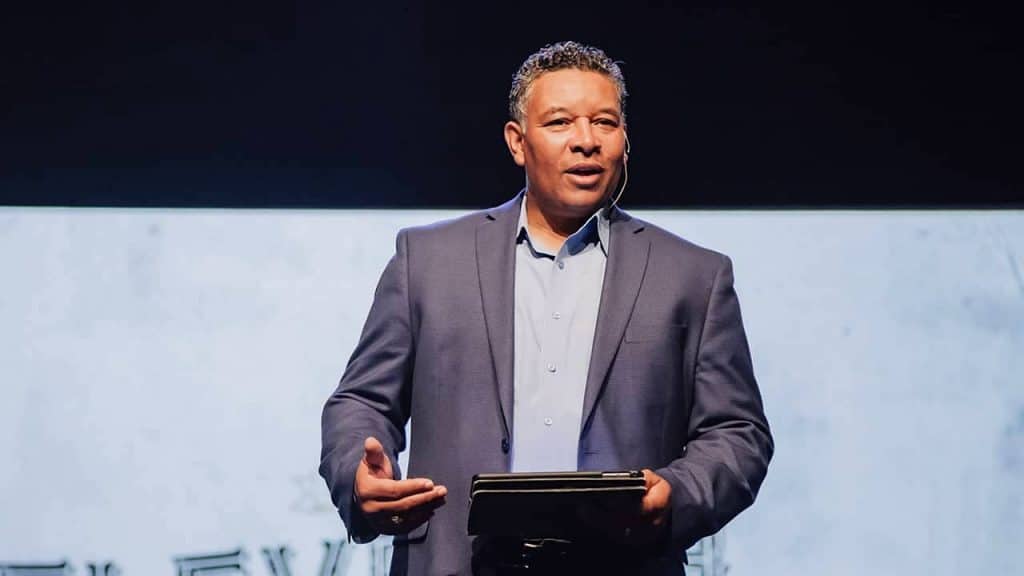 DallasArea Megachurch Pastor Dies After Contracting COVID