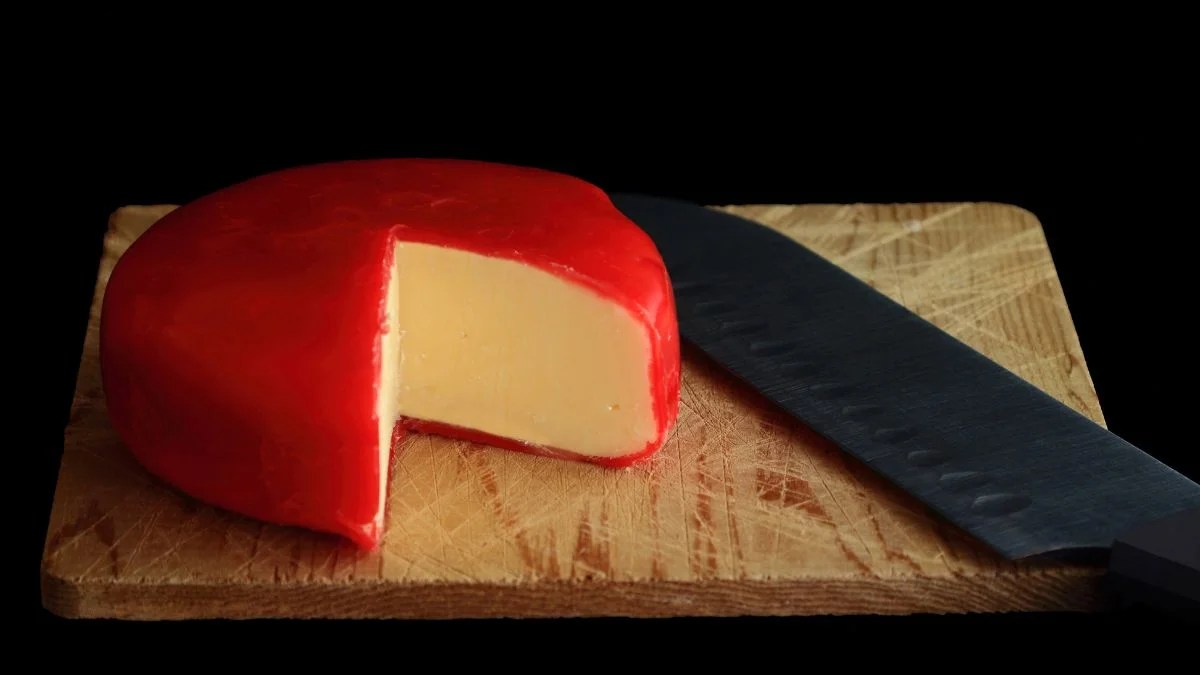 11 Substitutes for Gouda Cheese & When to Use Them