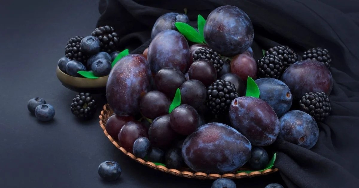 17 Blue Fruits You Absolutely Need to Know About