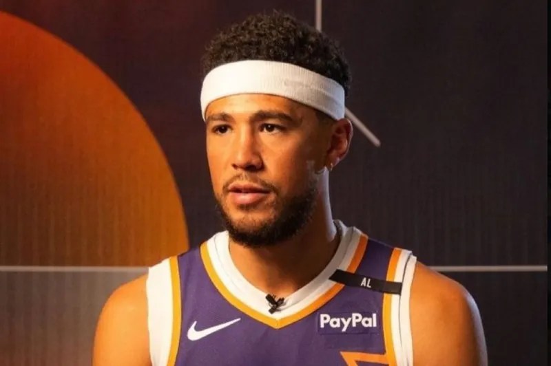 Devin Booker reflete sobre fracasso do Suns na temporada(03)