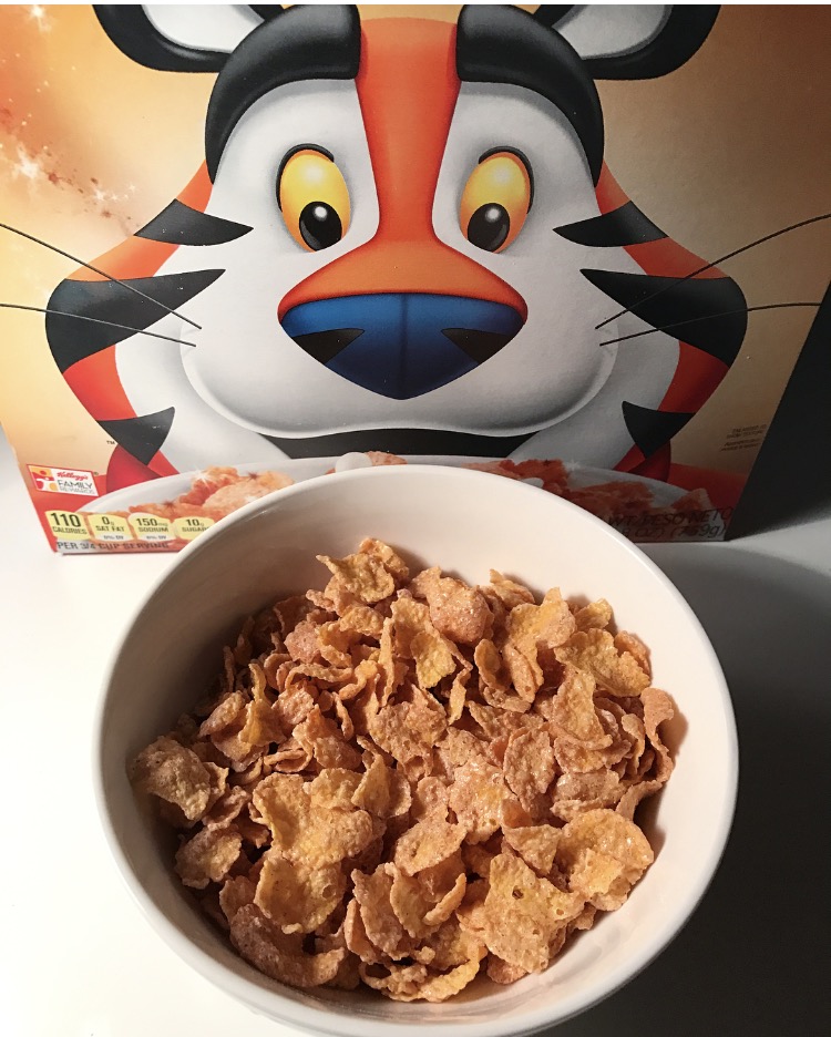 REVIEW Kellogg's Cinnamon Frosted Flakes Junk Banter