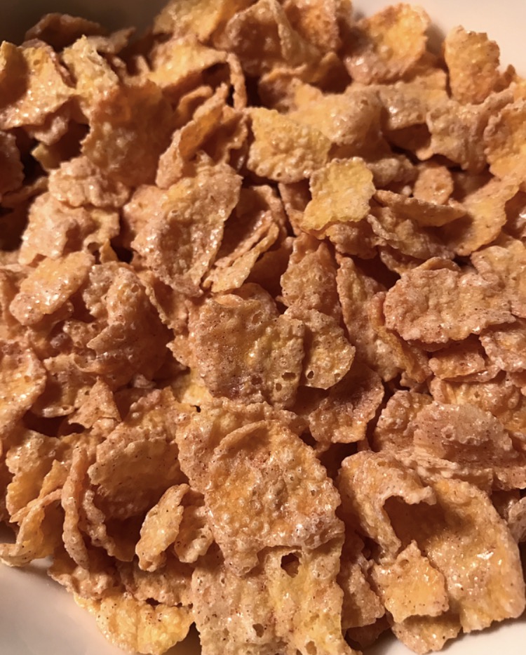 REVIEW Kellogg's Cinnamon Frosted Flakes Junk Banter
