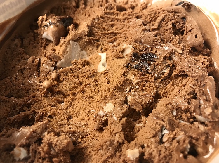 REVIEW Hostess Cupcakes Ice Cream Junk Banter