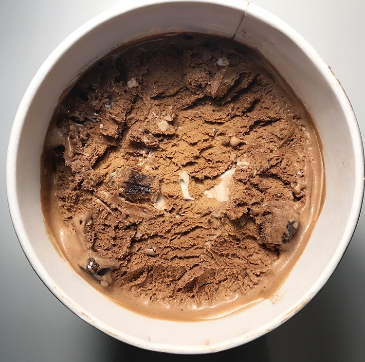 REVIEW Hostess Cupcakes Ice Cream Junk Banter