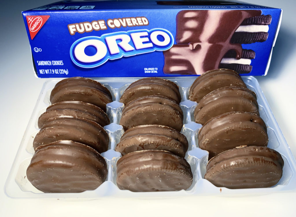 REVIEW Nabisco Fudge Covered Oreos Junk Banter