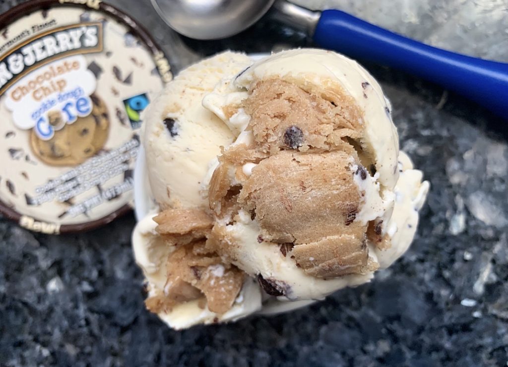 REVIEW Ben & Jerry's Chocolate Chip Cookie Dough Core Junk Banter