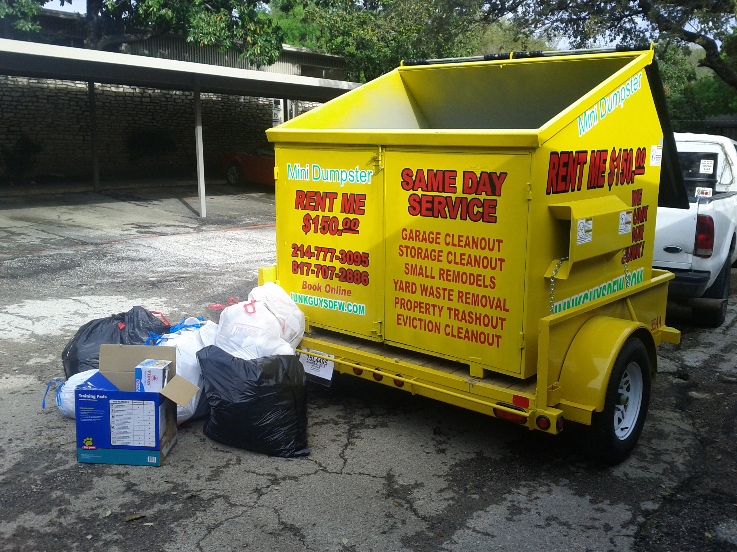 JUNKGUY’S MINI DUMPSTERS THAT FIT IN DFW ALLEYS AND DRIVEWAYS