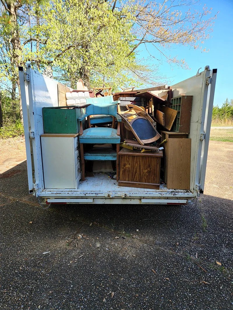 Furniture Removal Southeast, Va. Junk Removal Light Demo