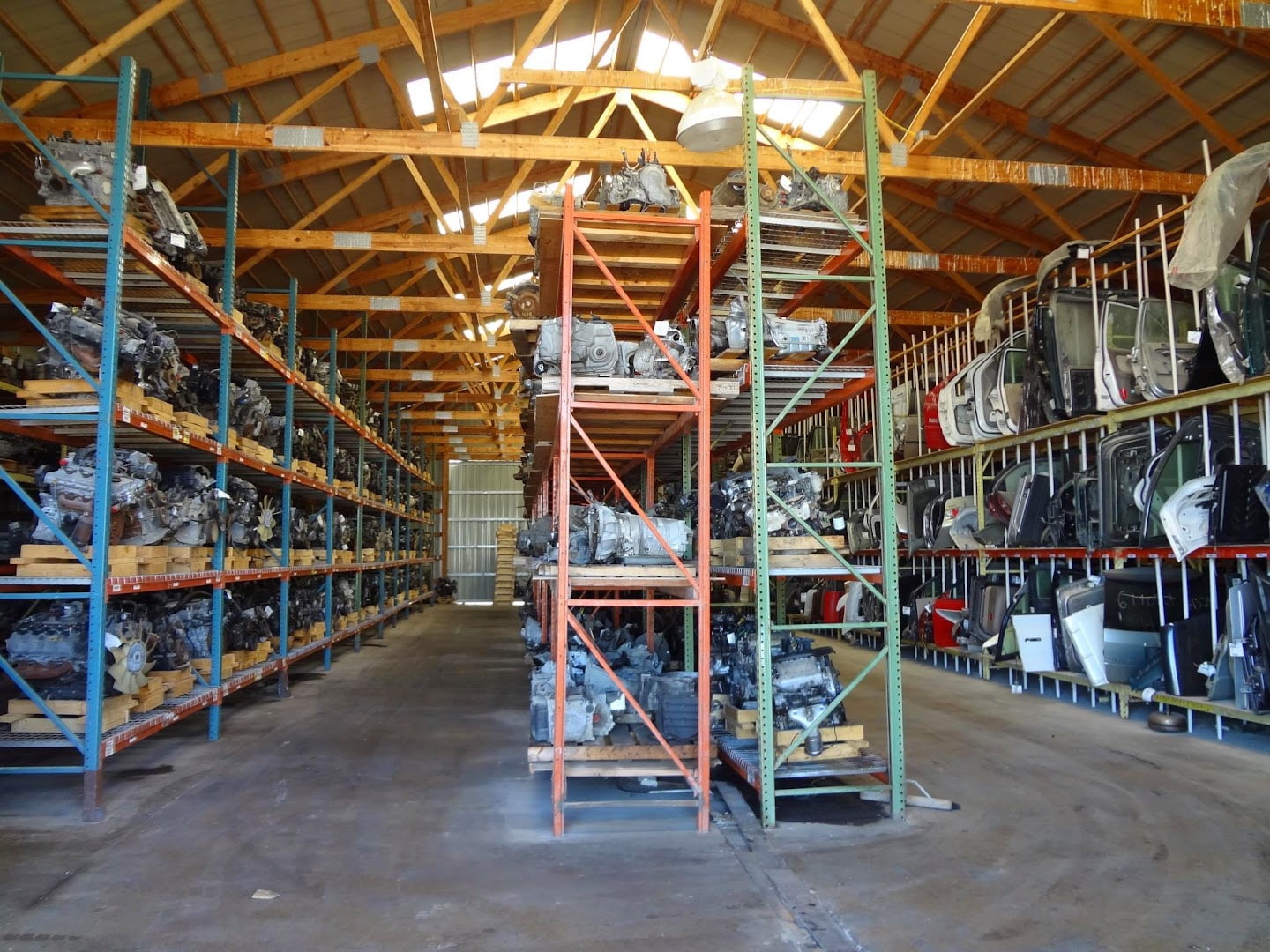 Mullins Auto Parts & Services Used auto parts store In Mt Olive IL