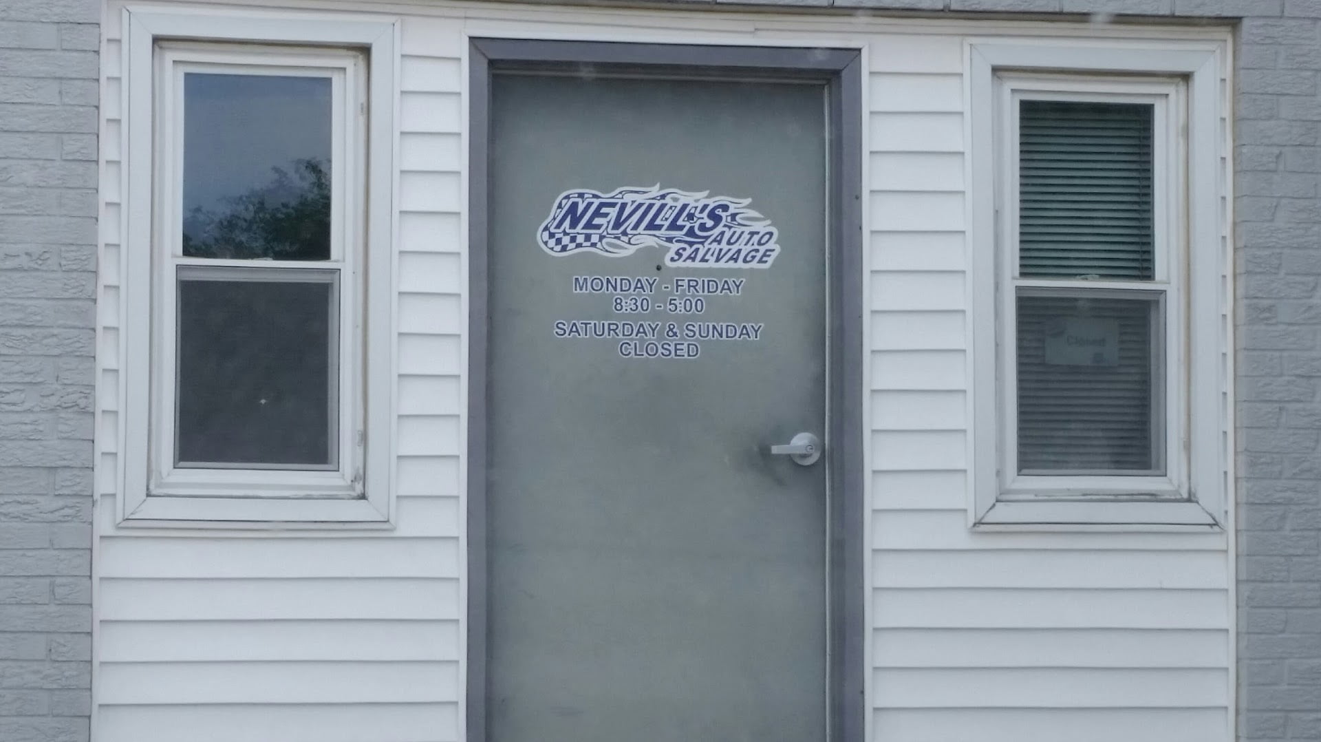 Nevill's Auto Salvage Used auto parts store In Springfield IL 62703