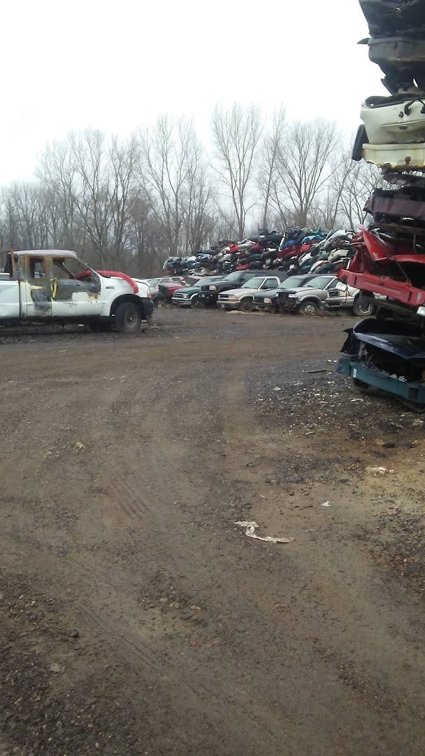 Tucker Brothers Auto Wrecking Auto wrecker In Mansfield OH 44905