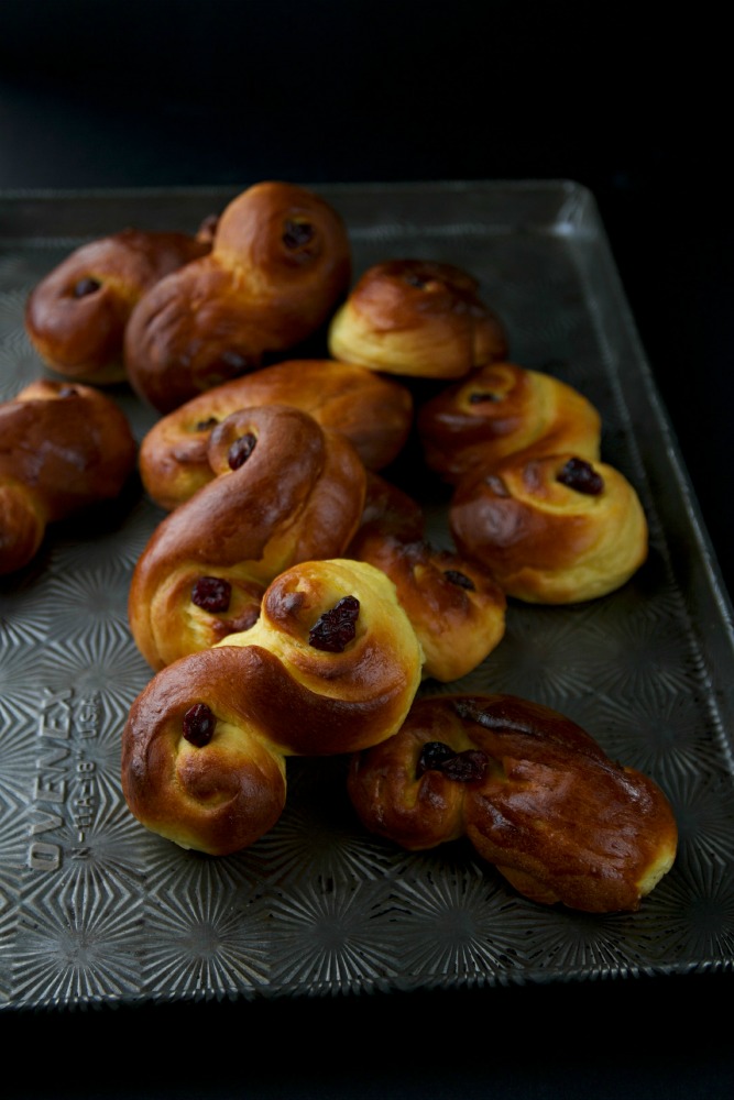 Lussekatter St Lucia Buns Recipe » Just a Smidgen