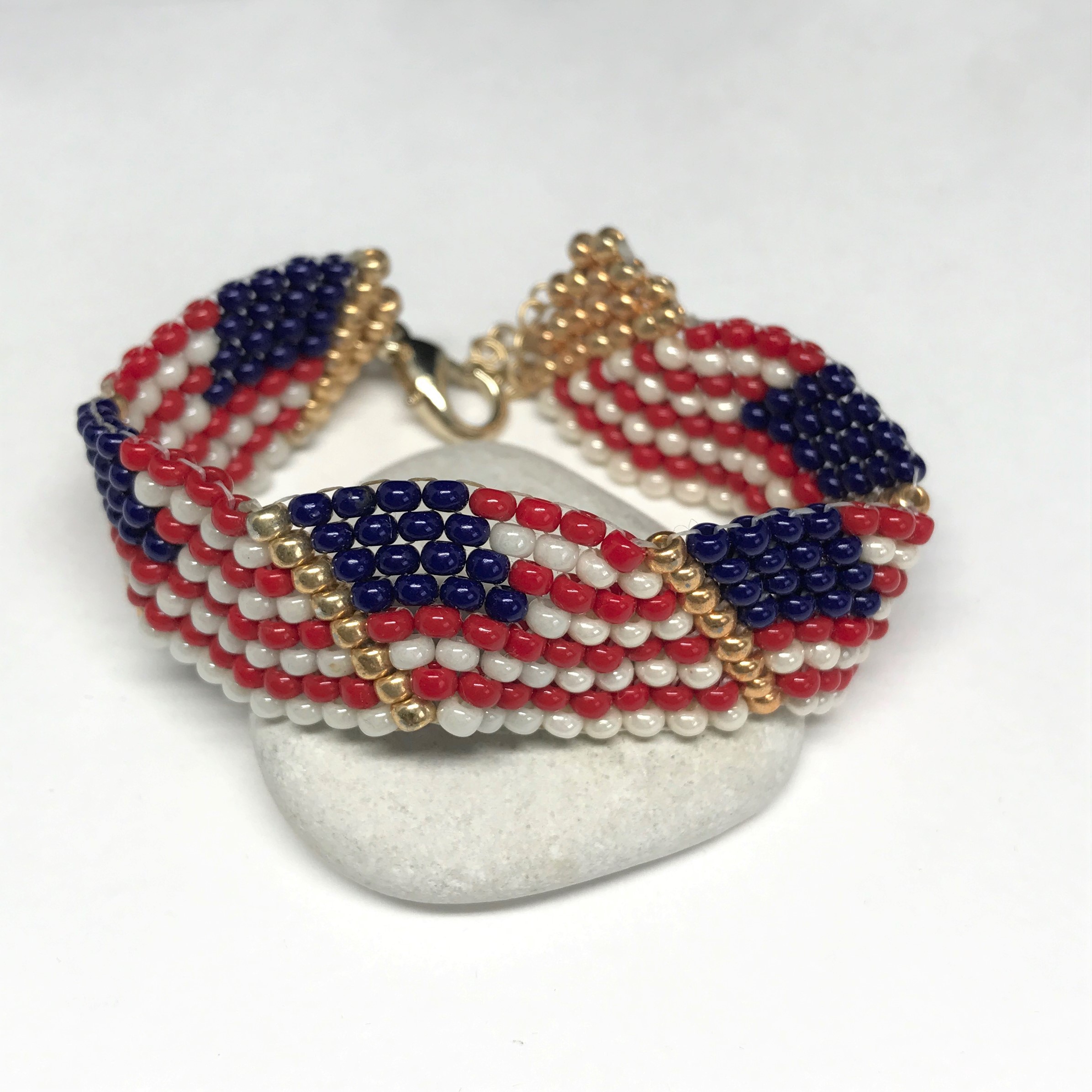 American Flag Bracelet Olympic Jewelry / Hand Beaded American Flag