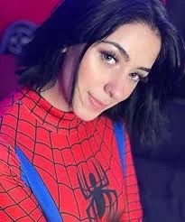 Ariadna Lorenzana Age, Biography, Height, Net Worth, Family & Facts