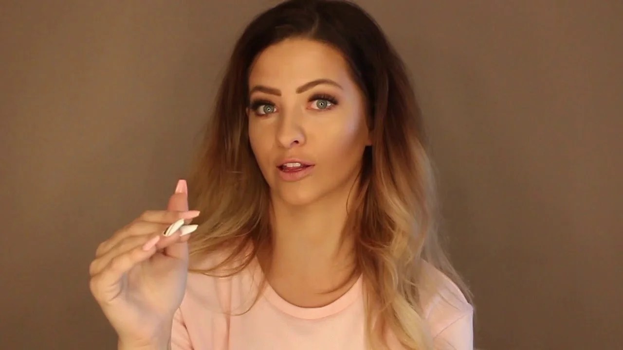 Ashley Resch personality) Age, Biography, Height, Net Worth