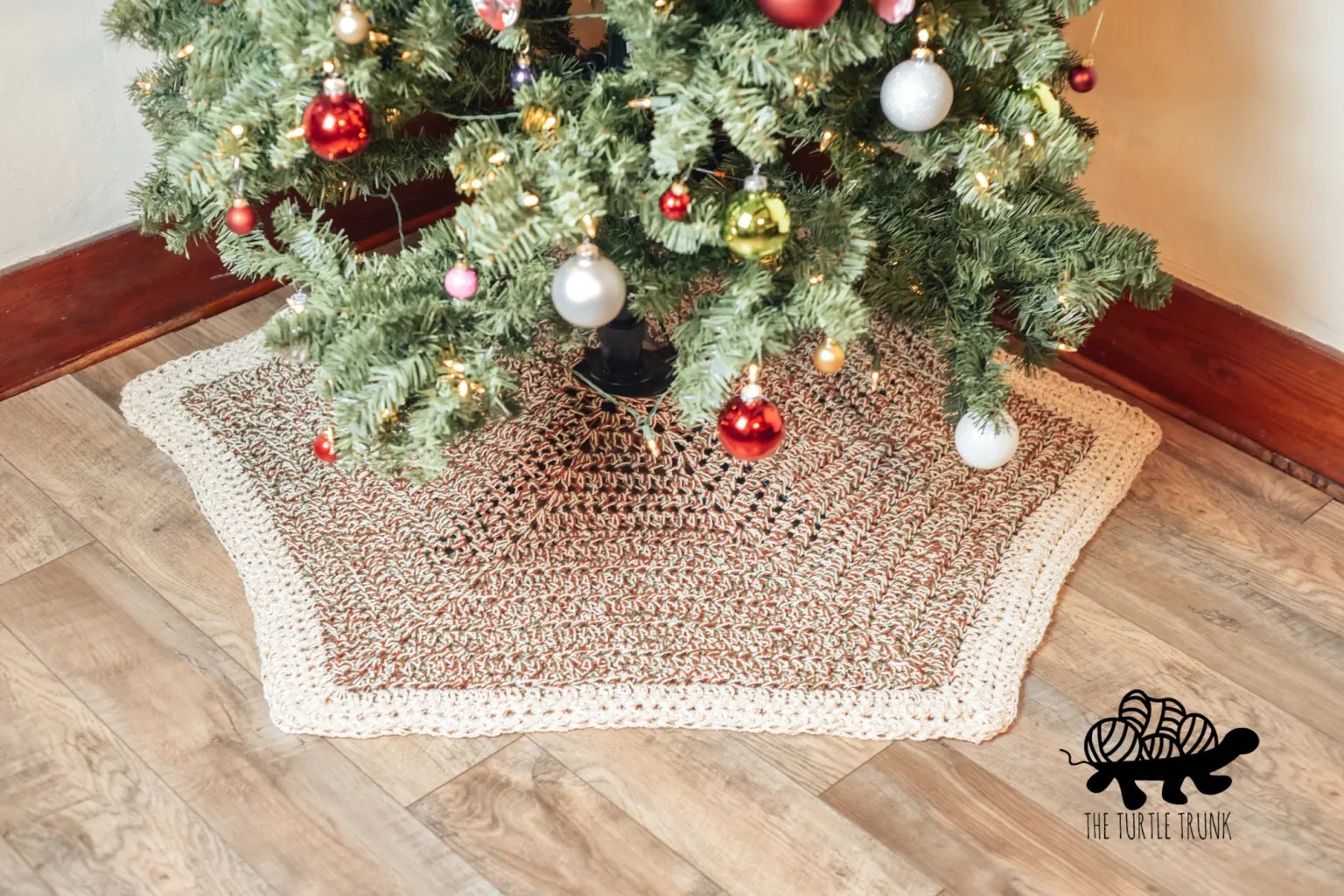 20+ Festive Christmas Tree Skirt Crochet Patterns Perfect for Holiday