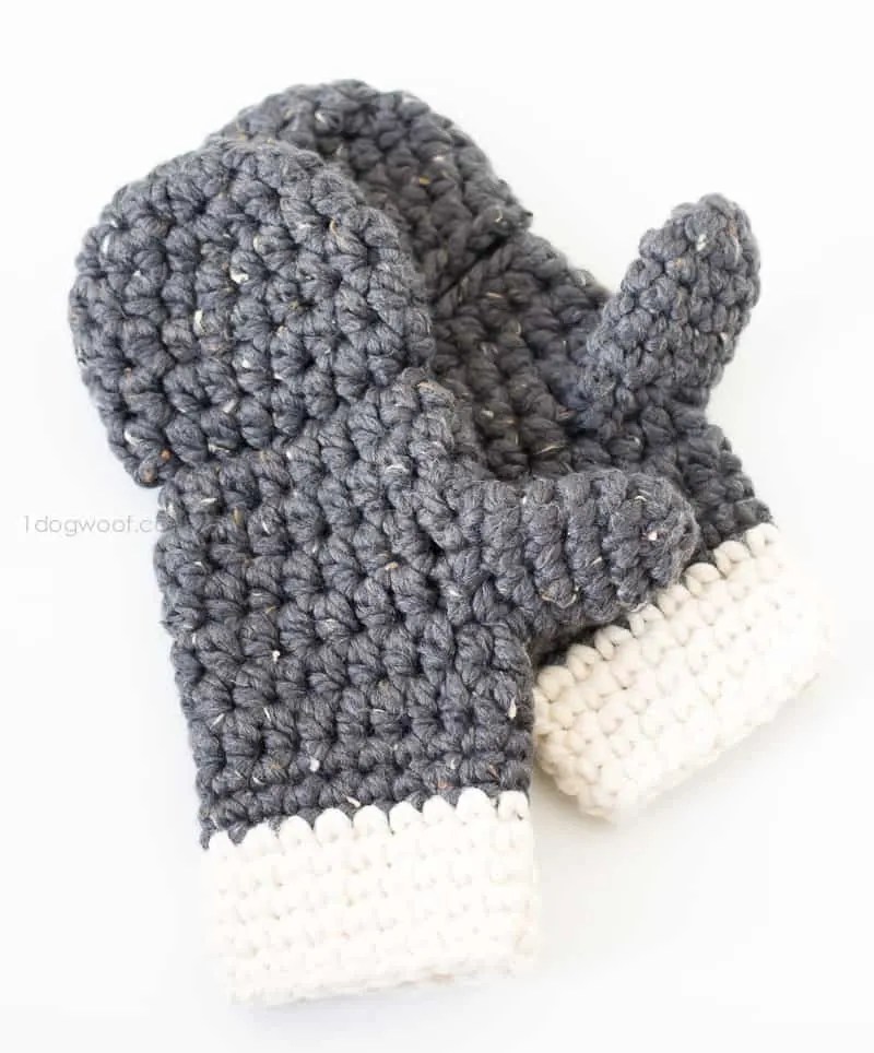 Free Crochet Mitten Patterns {Keep your hands warm this winter!}