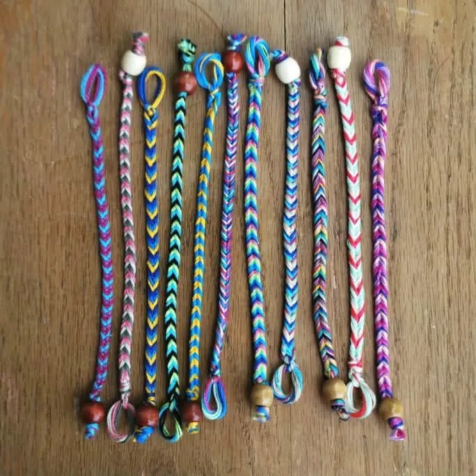 21 Fabulous DIY Bracelets Your Kids Can Make this Weekend