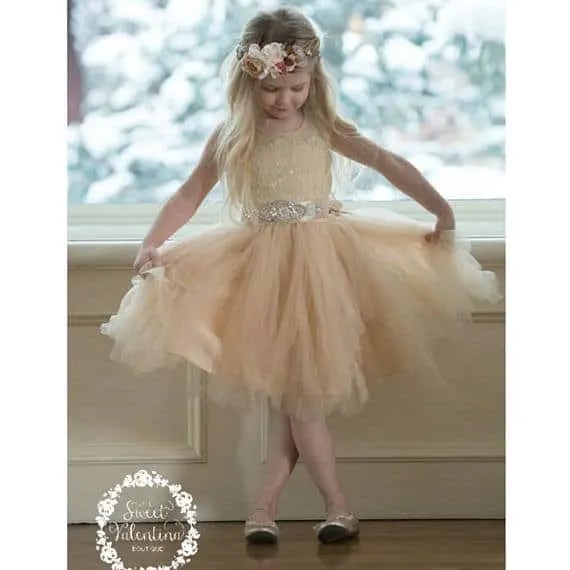 17 Rustic Flower Girl Dresses to Make Her Feel Like a Princess