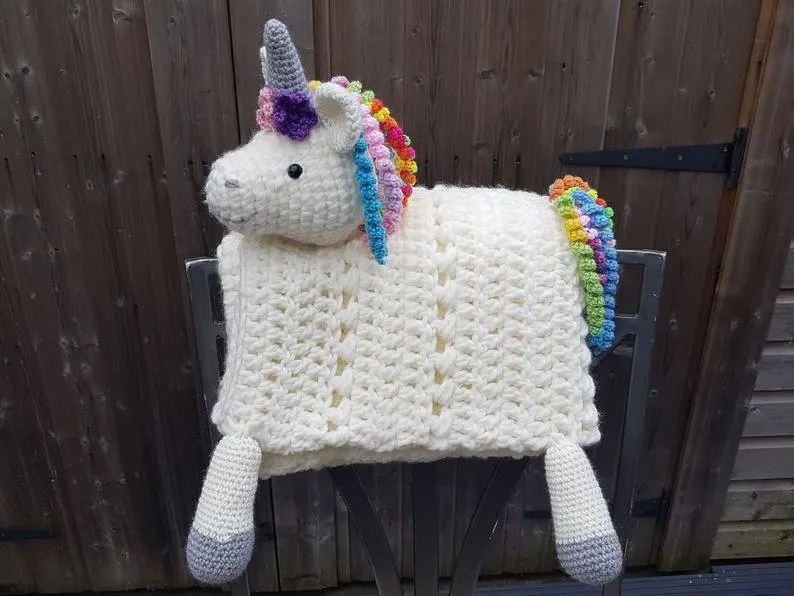9 Adorable Animal Baby Blankets You Can Crochet