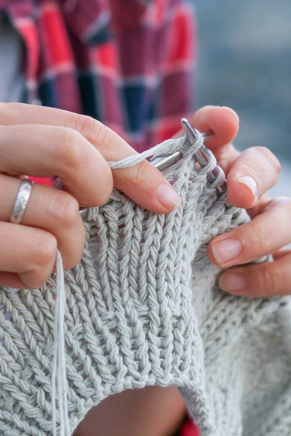 How Long Does it Take to Knit a Scarf? Just Crafting Around