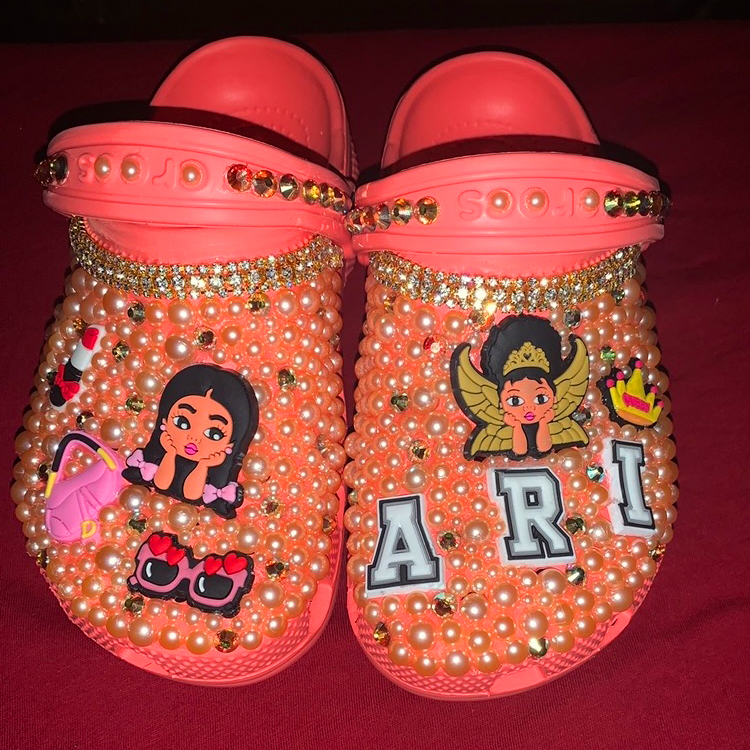 KIDS CROCS JUST DAZZLE IT