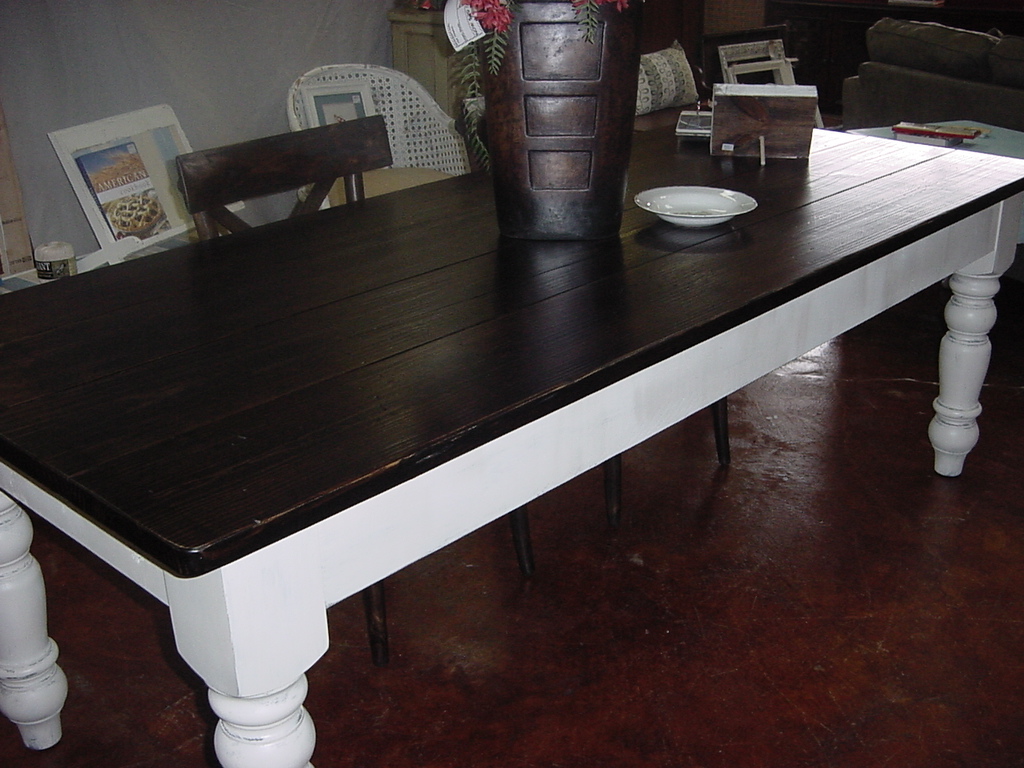 Large 7′ 7″ COUNTRY CHIC Alabama FARM TABLE Seats 810 Just Fine Tables