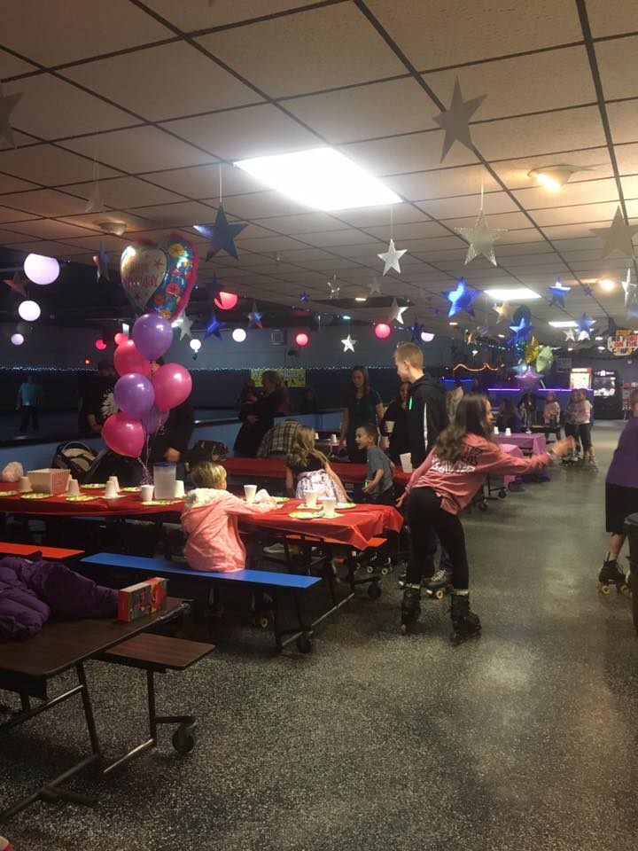 Just for Fun Roller Rink Best birthday parties in Mundelein, IL