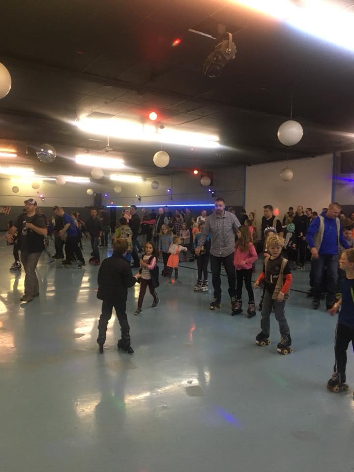 indiansgroup08 Just for Fun Roller Rink Best birthday parties in