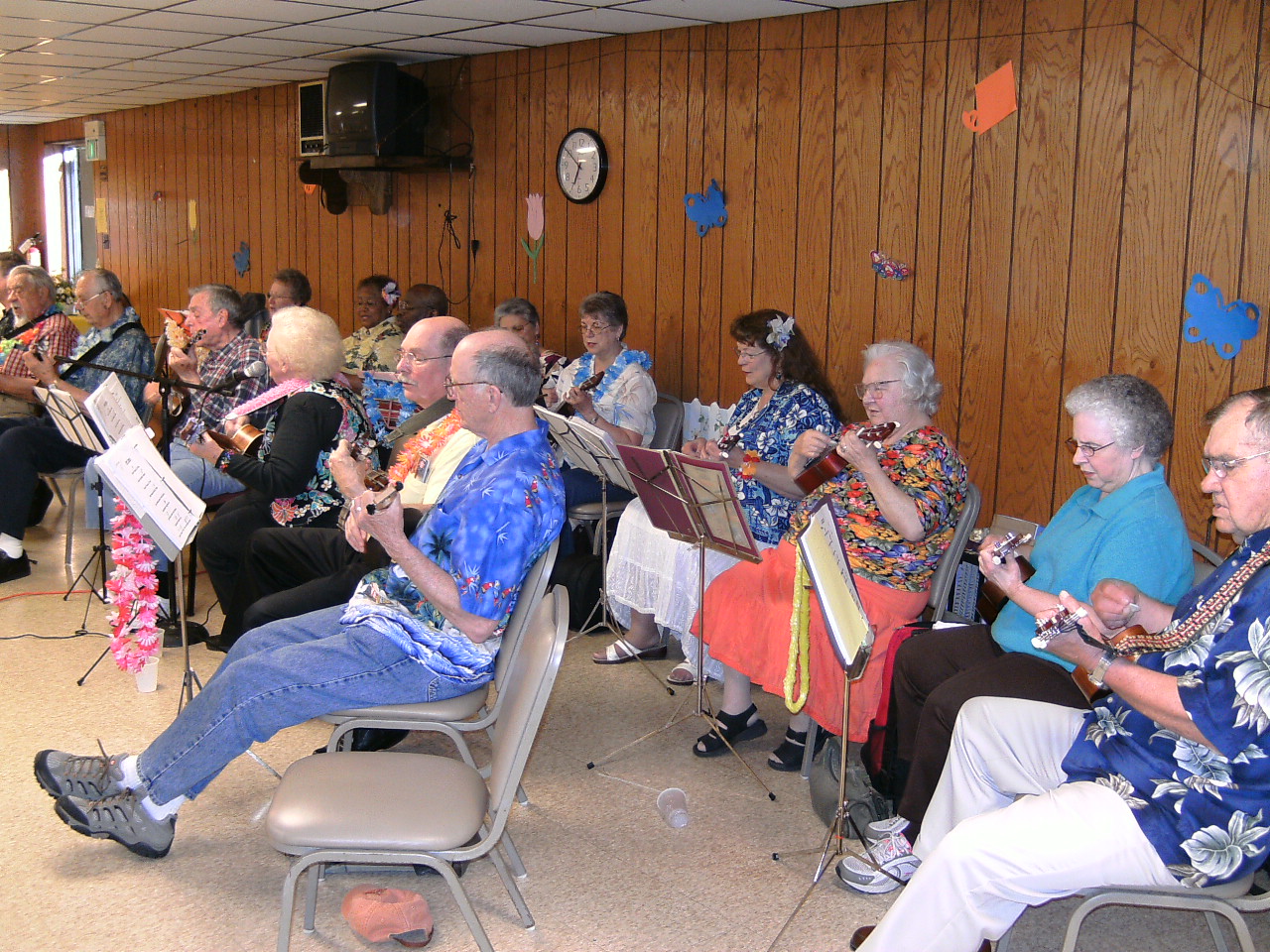 Just For Fun Ukulele Strummers