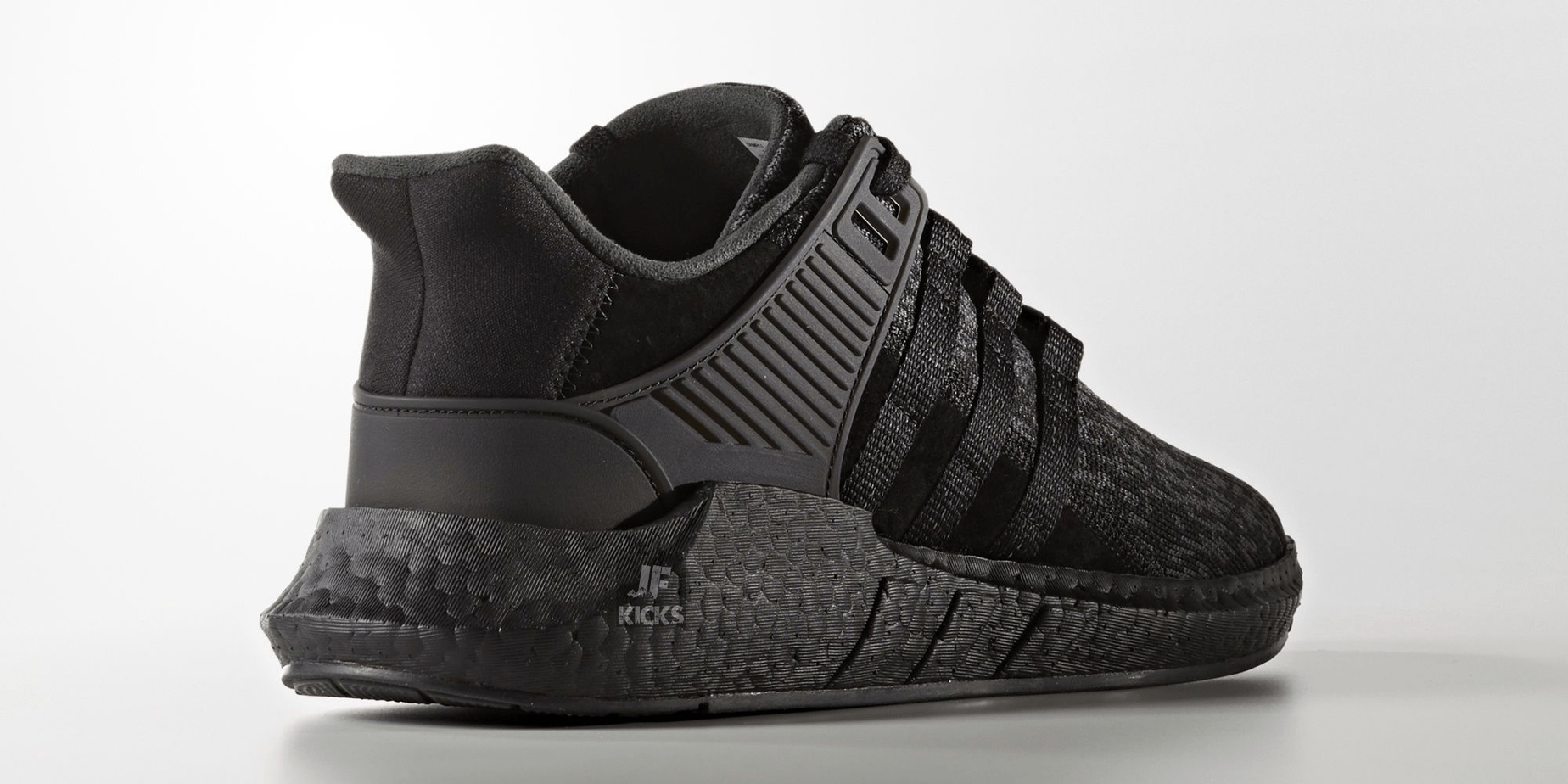 eqt support all black
